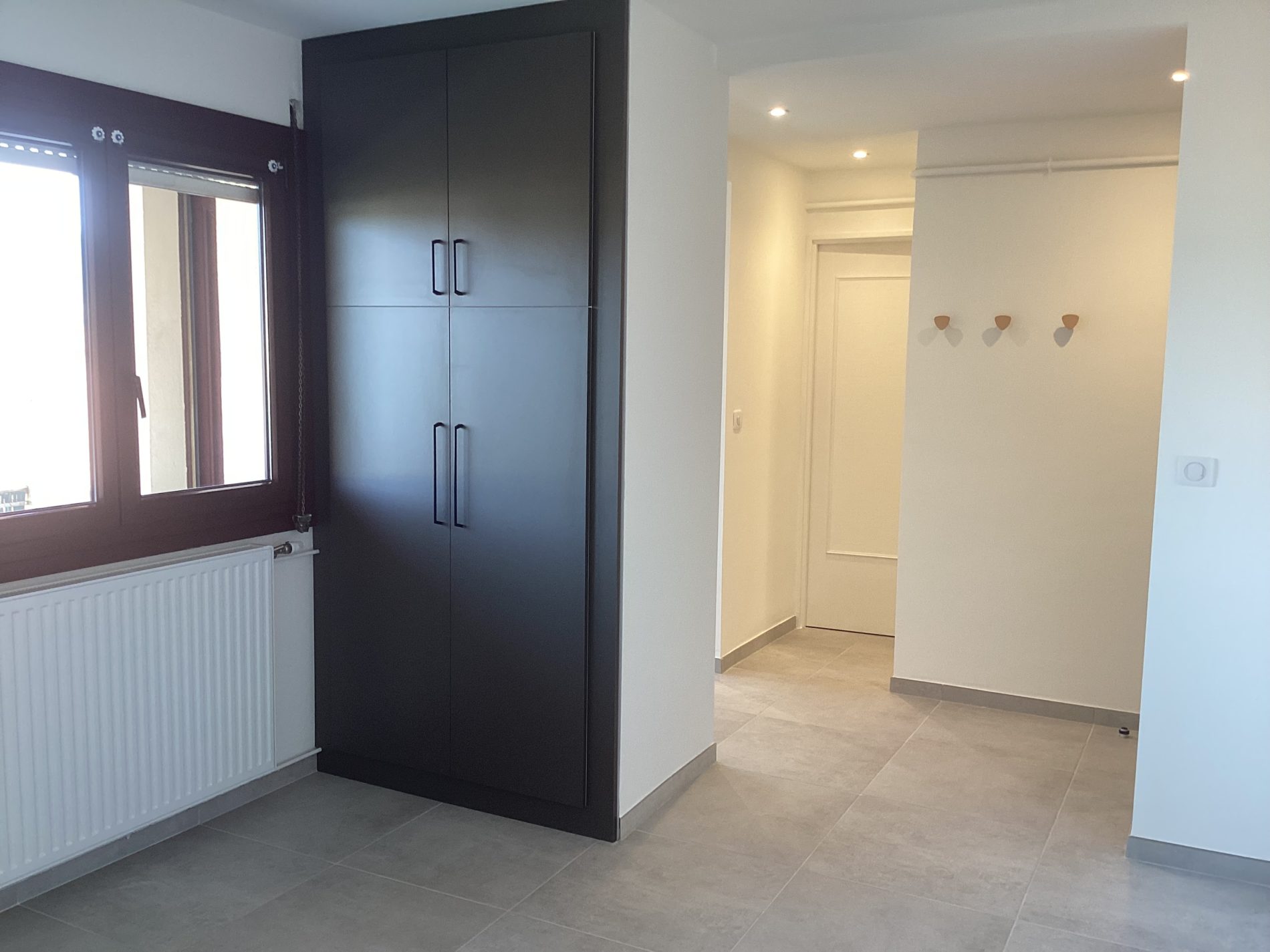 Studio de 30 m² entièrement repensé pour une nouvelle vie