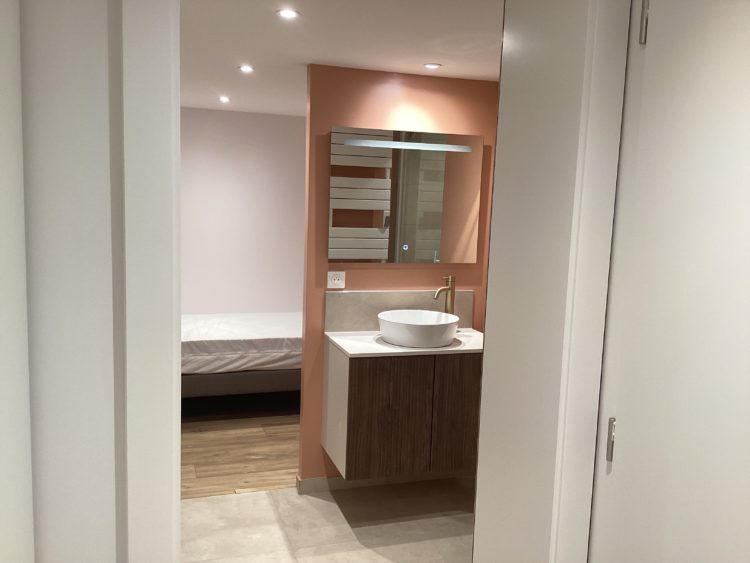 Studio de 30 m² entièrement repensé pour une nouvelle vie